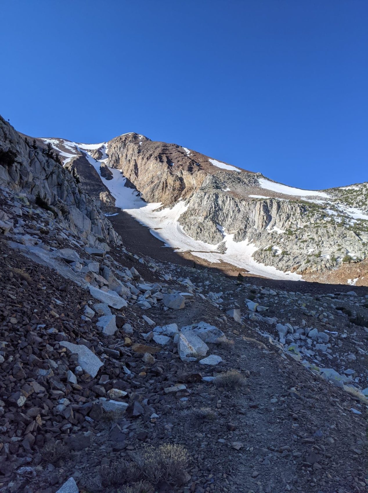 bloody mountain, mammoth mountain, mono county, skiing, bloody couloir