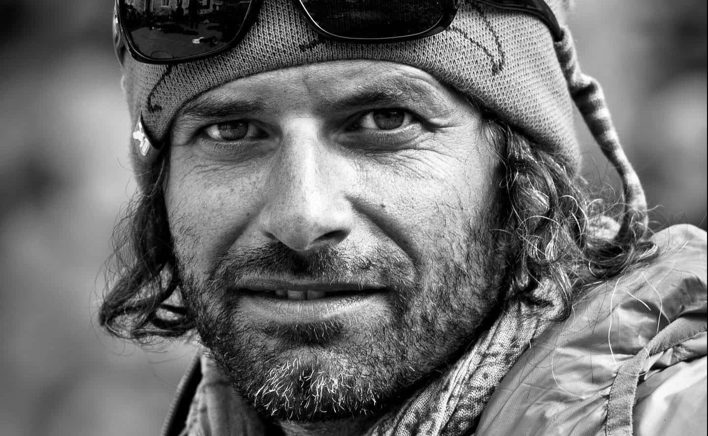 avalanche, killed, Luca Pandolfi, jones snowboards