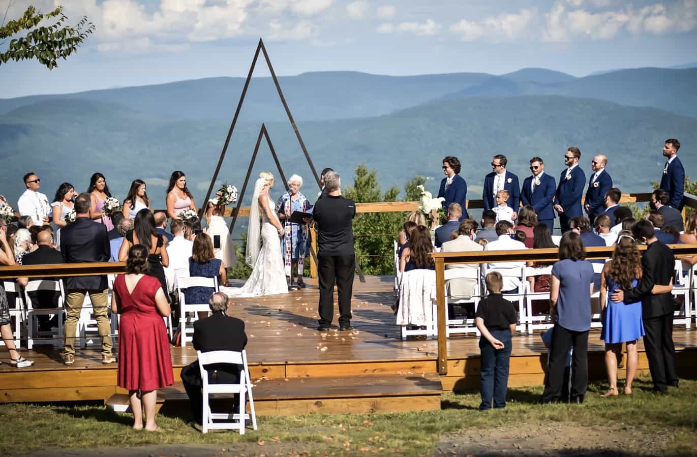 plattekill, New York, wedding platform