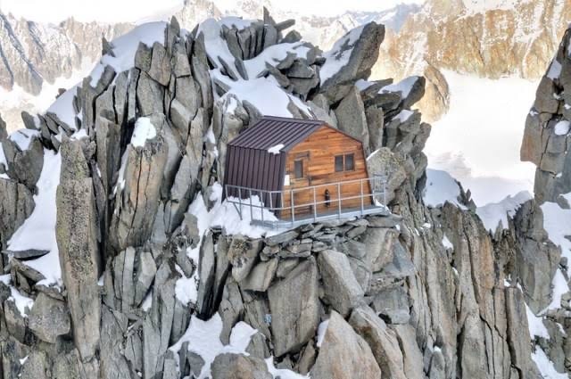 Mountain hut