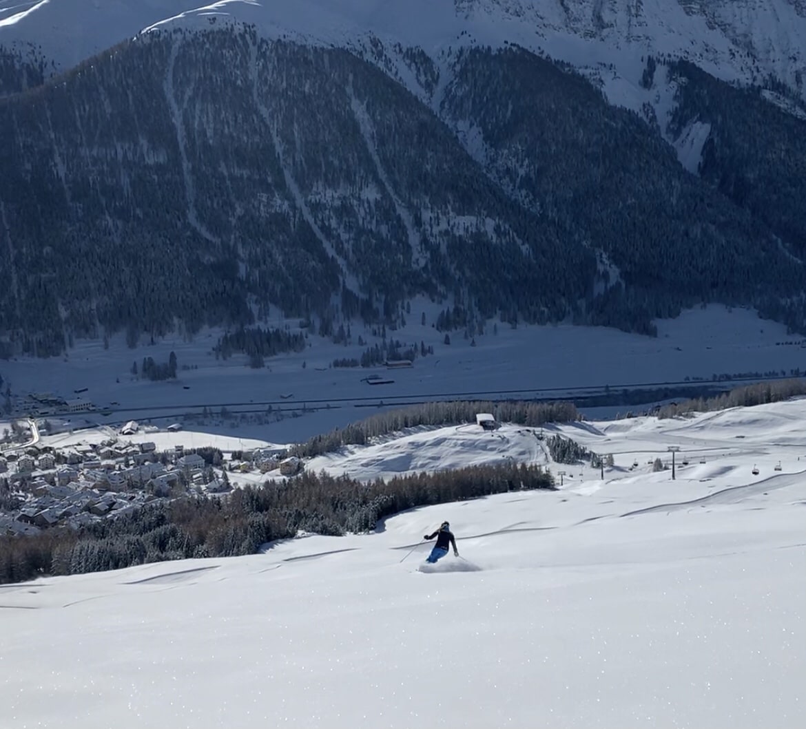 Julia skiing