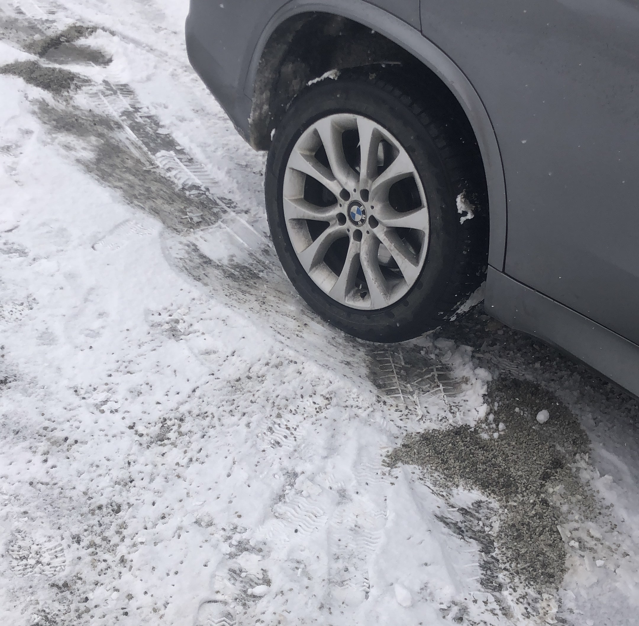 Rocks snow wheel