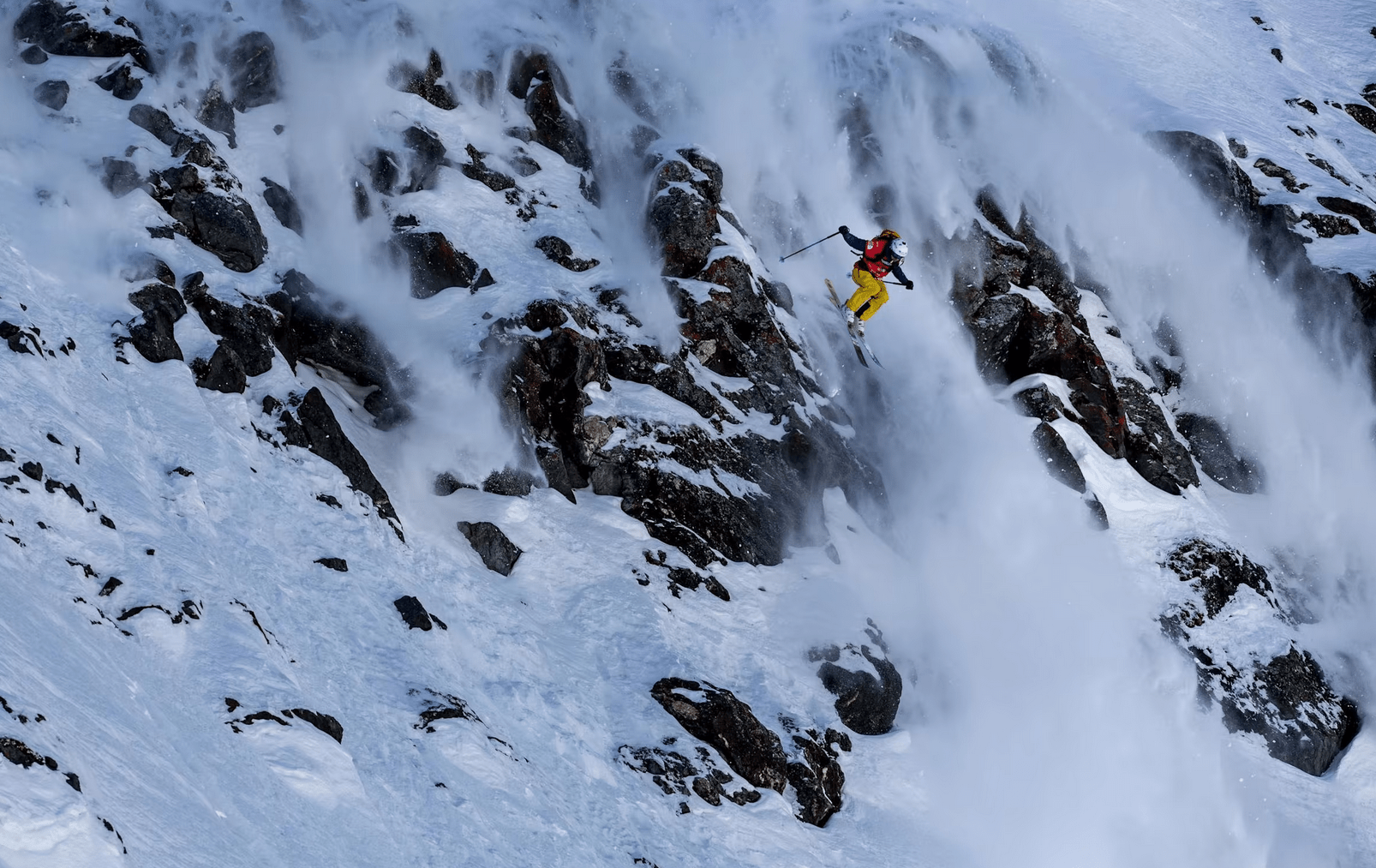 Verbier Xtreme 2015 winner Aurelien Ducroz. pc screenshot redbull-
