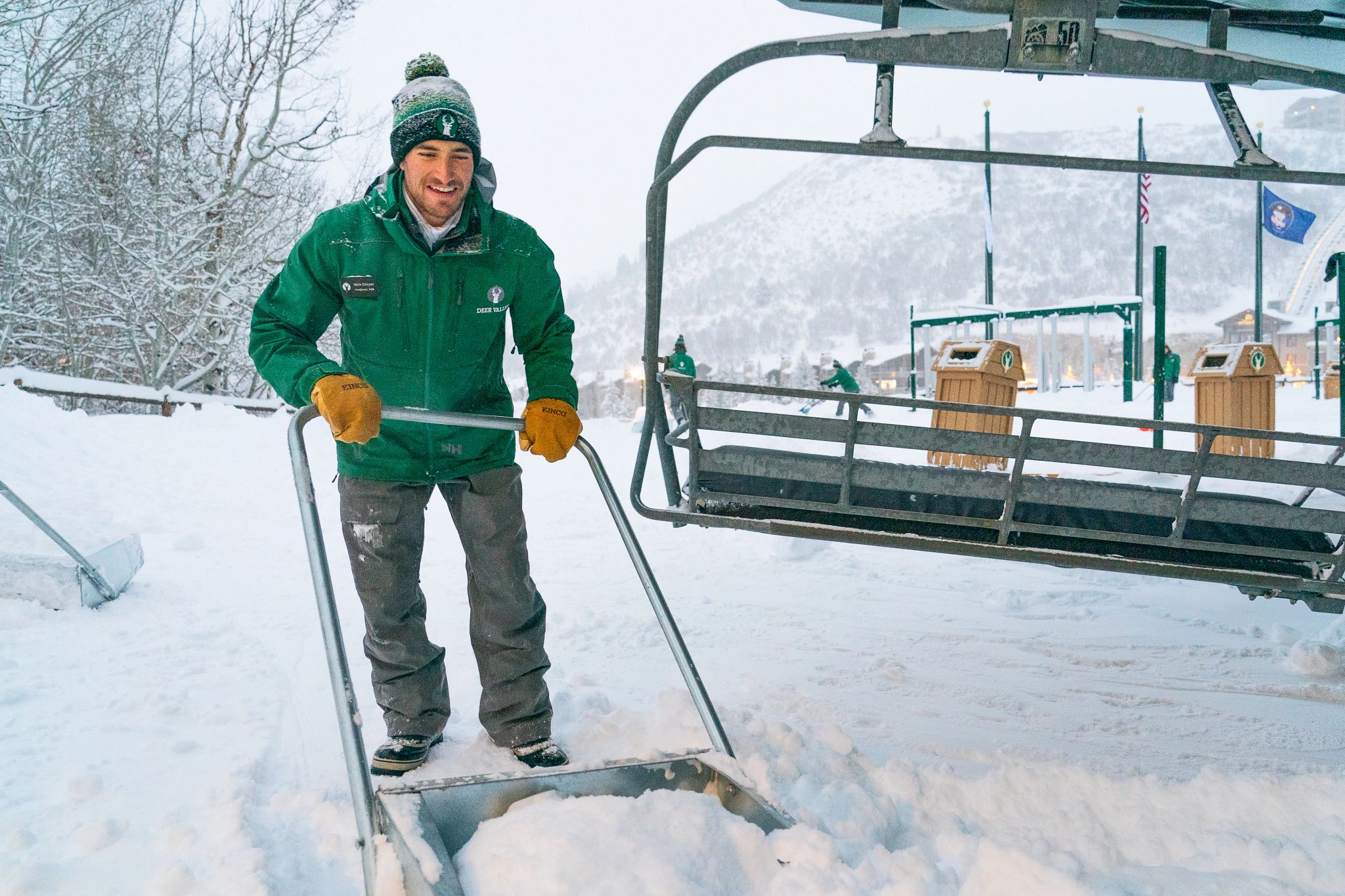 Lifty doing snow work