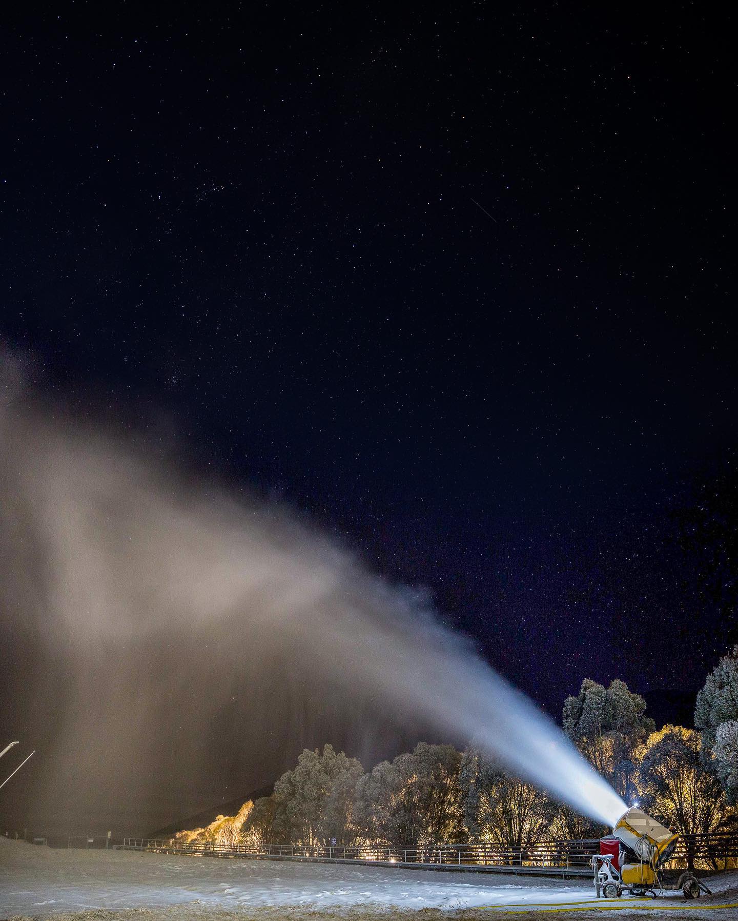 thredbo resort snow guns