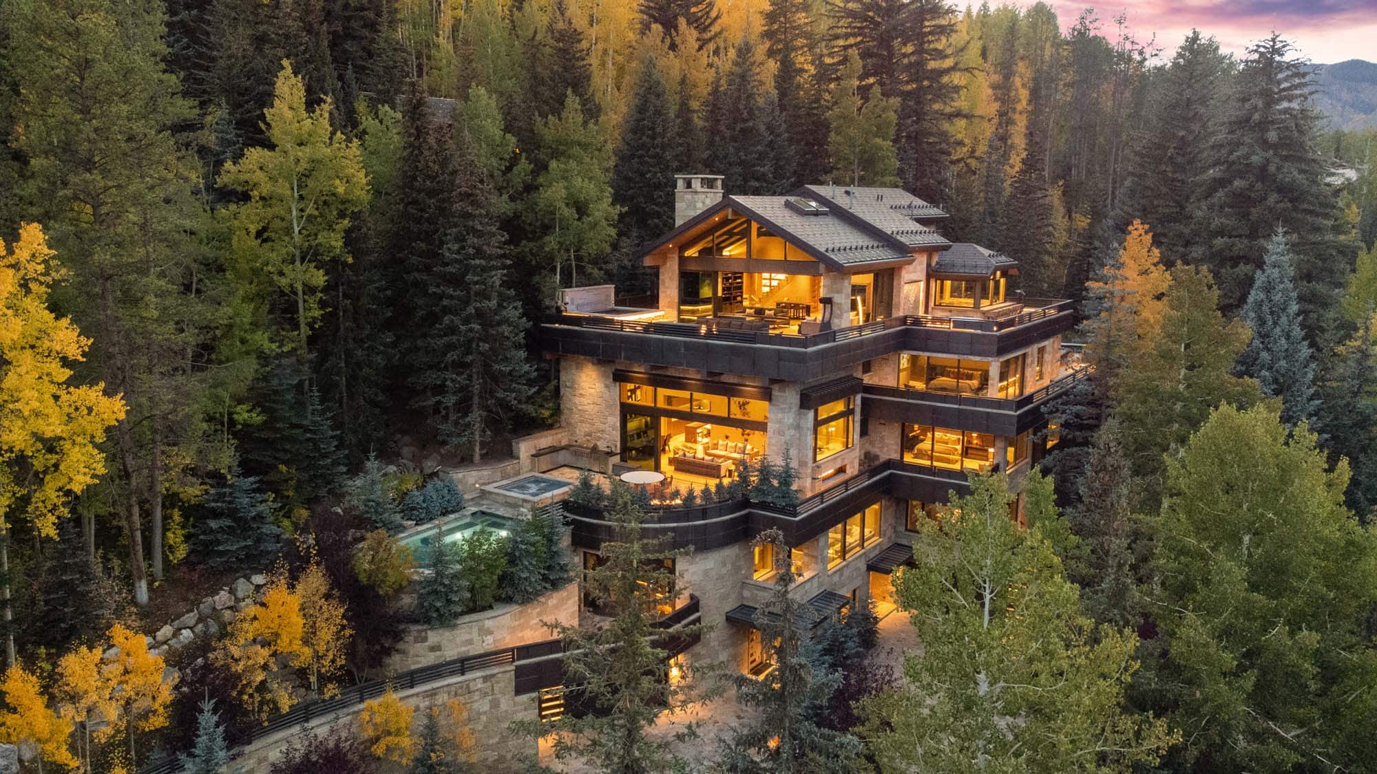 Winter Ski Mansion in Vail