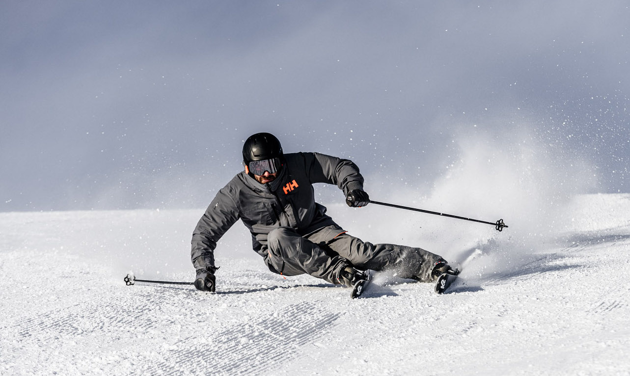 Carving on skis