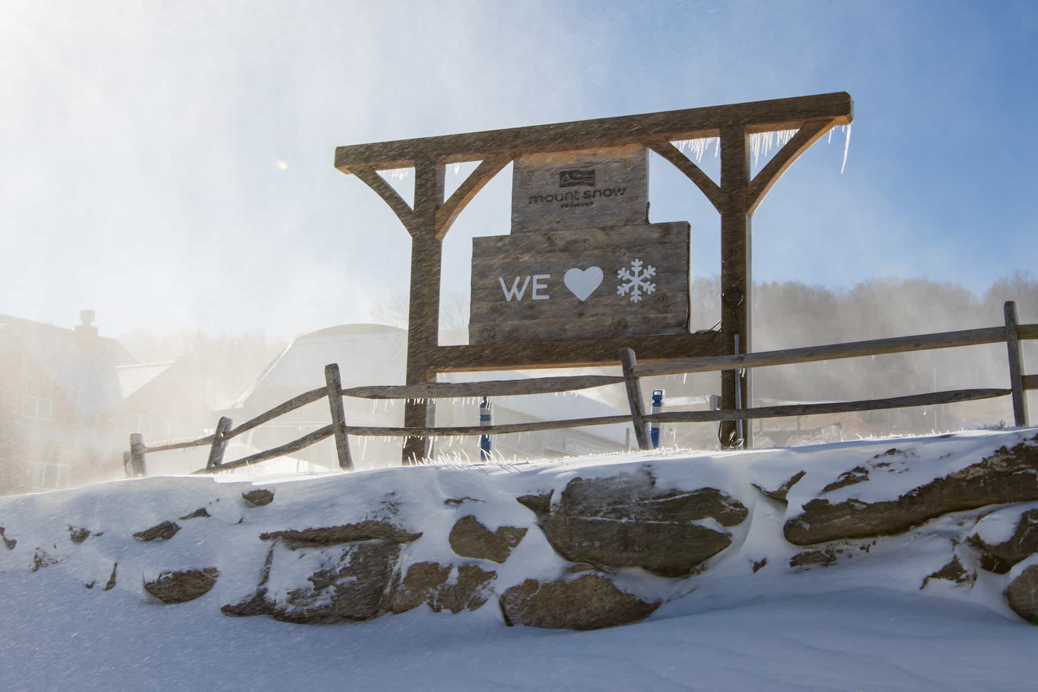 Mt Snow sign