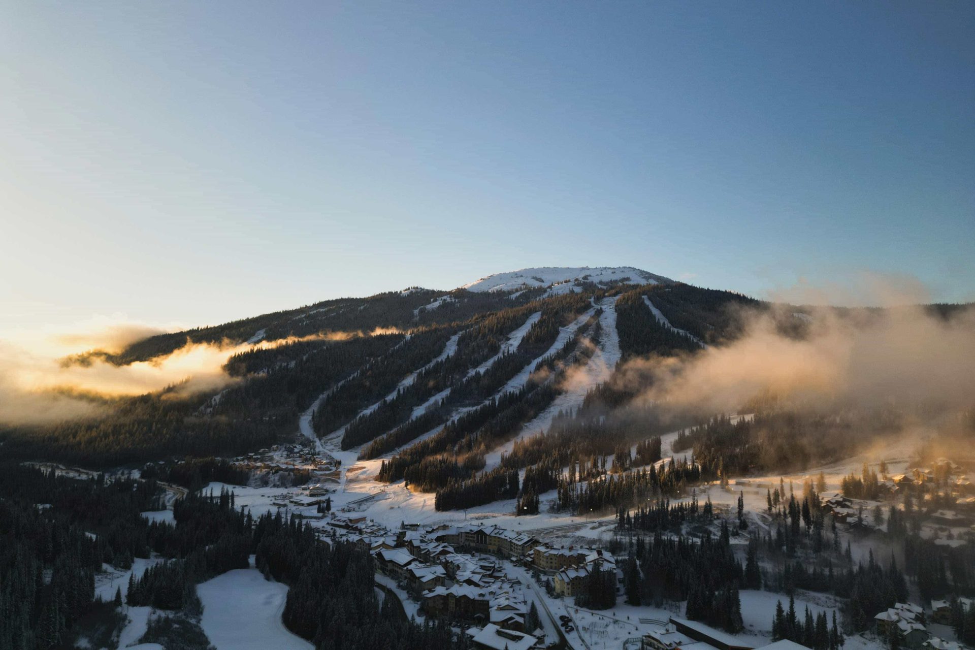 sun peaks resort British Columbia canada