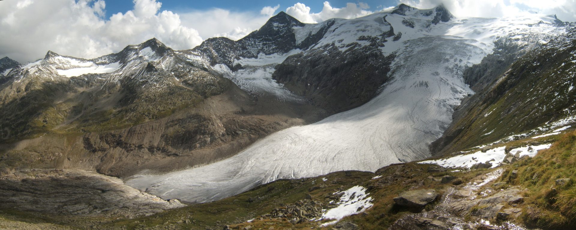 The Schlatenkees Glacier has severly retreated over the years. Photo Credit: Wikipedia