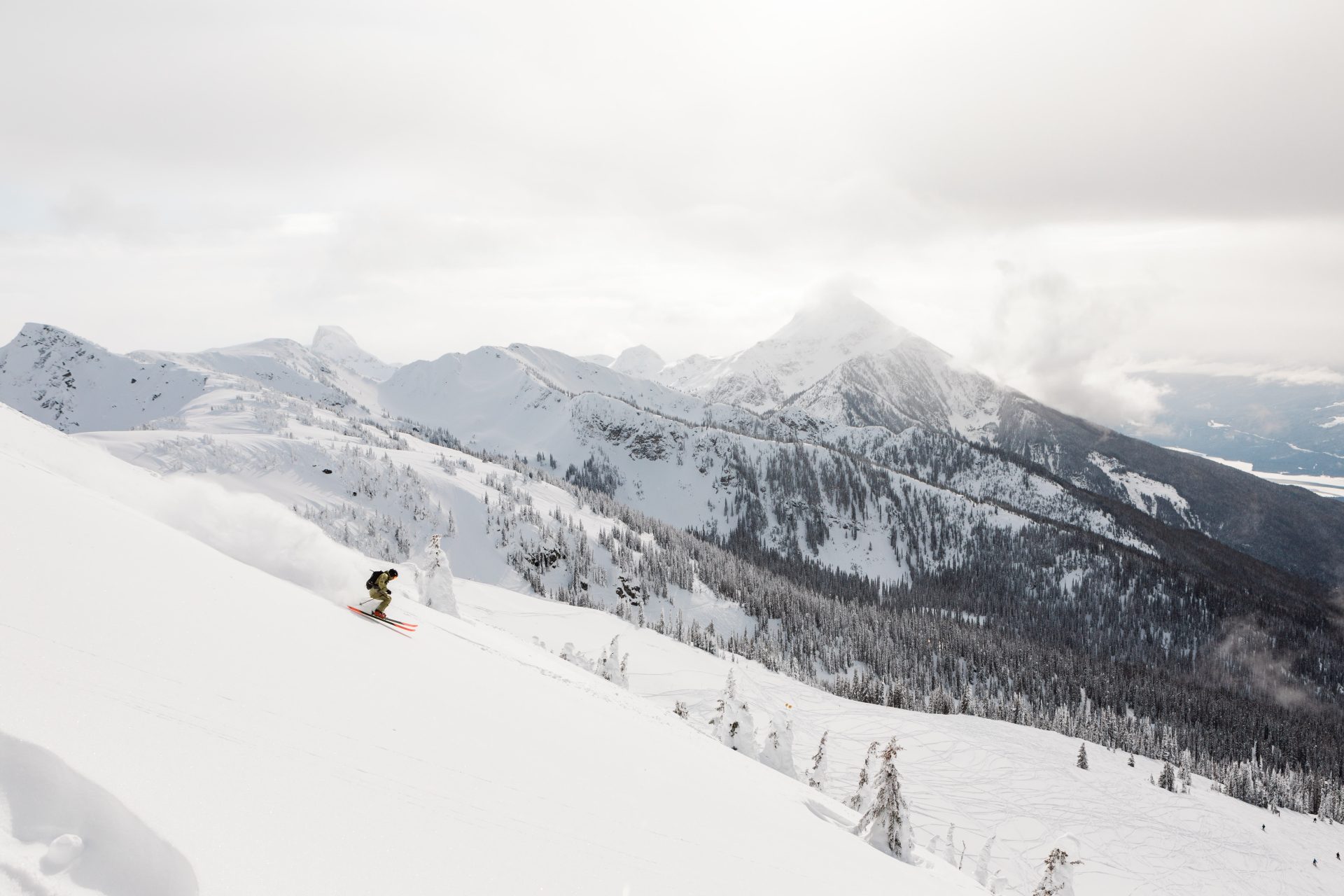 Skiing at Revelstoke Mountain Resort