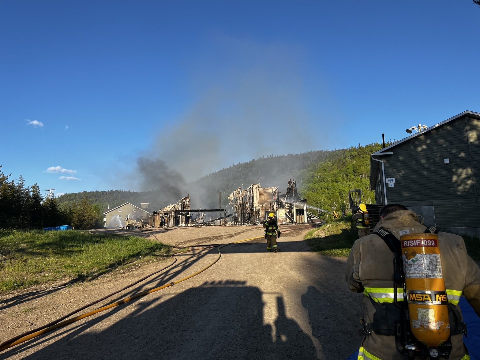 Mont Edouard fire