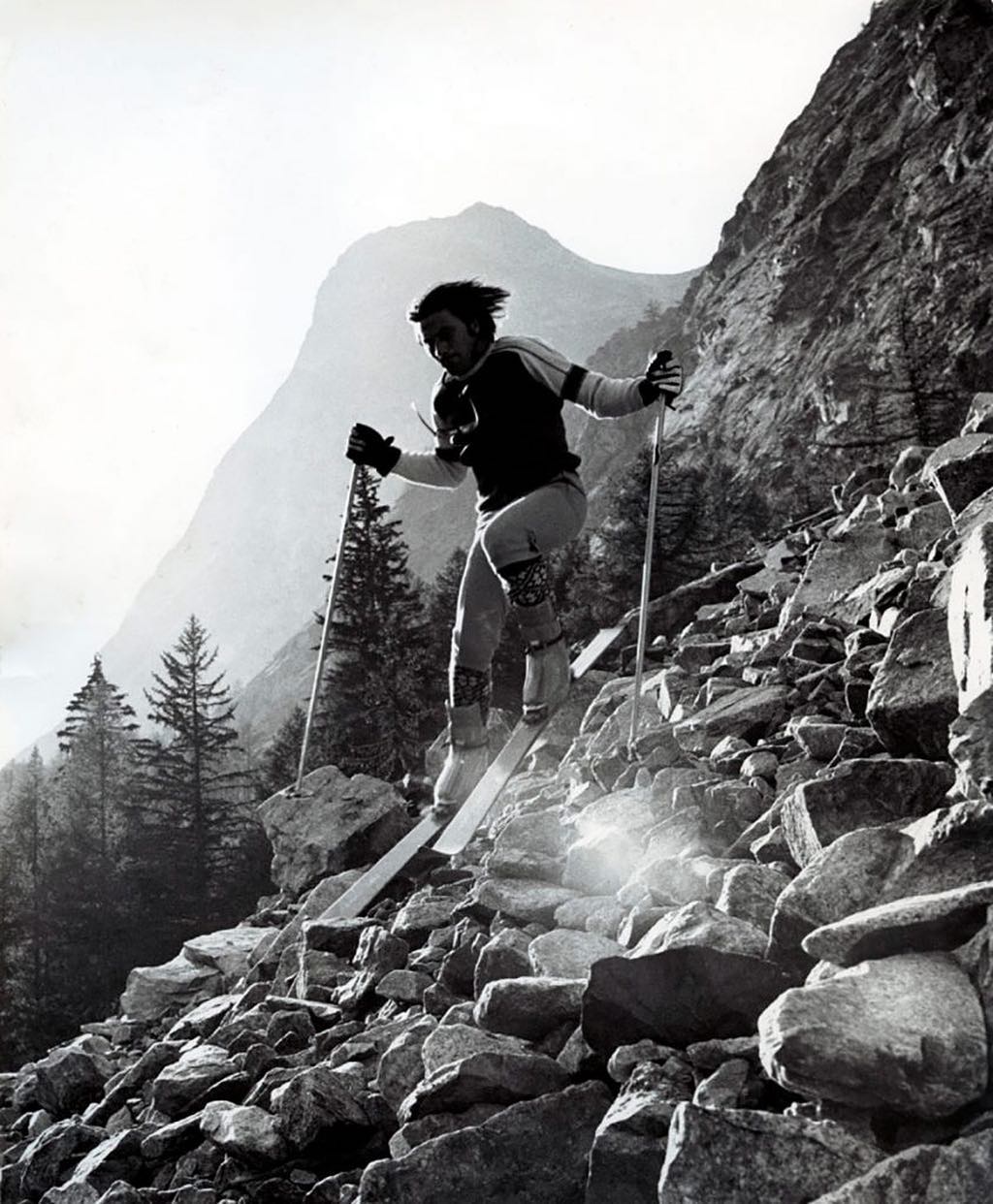 Sylvian Saudan skiing down a scree field