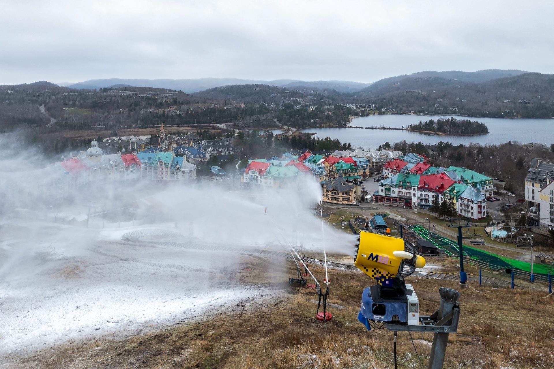 Climate change threatens skiing