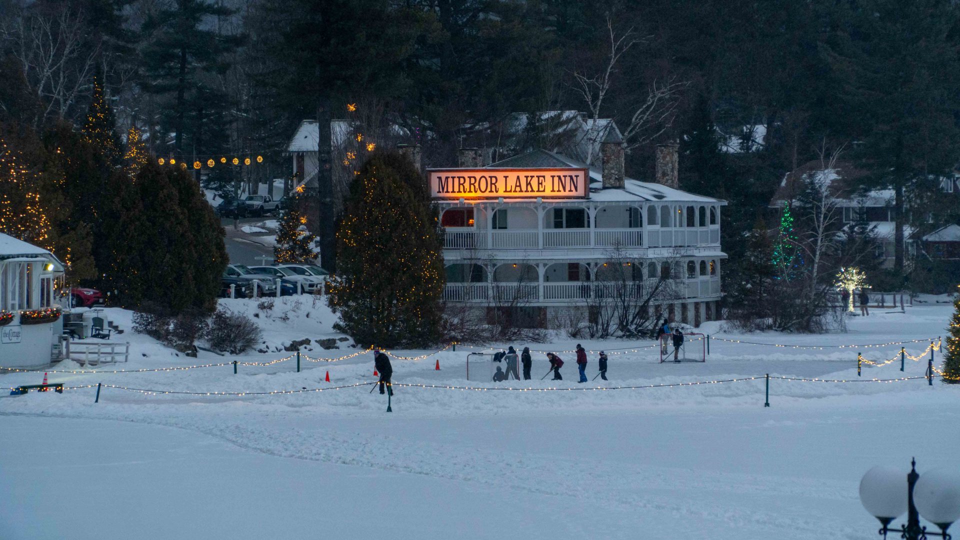 Mirror Lake Inn Hockey