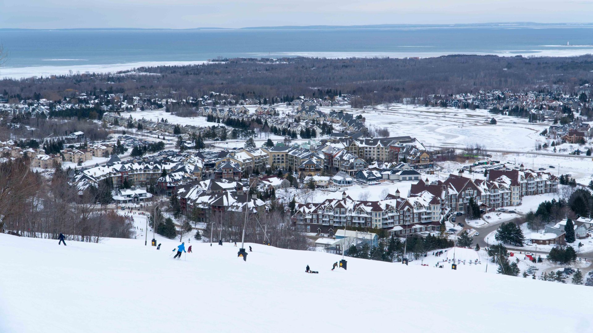 L-Hill Blue Mountain Village