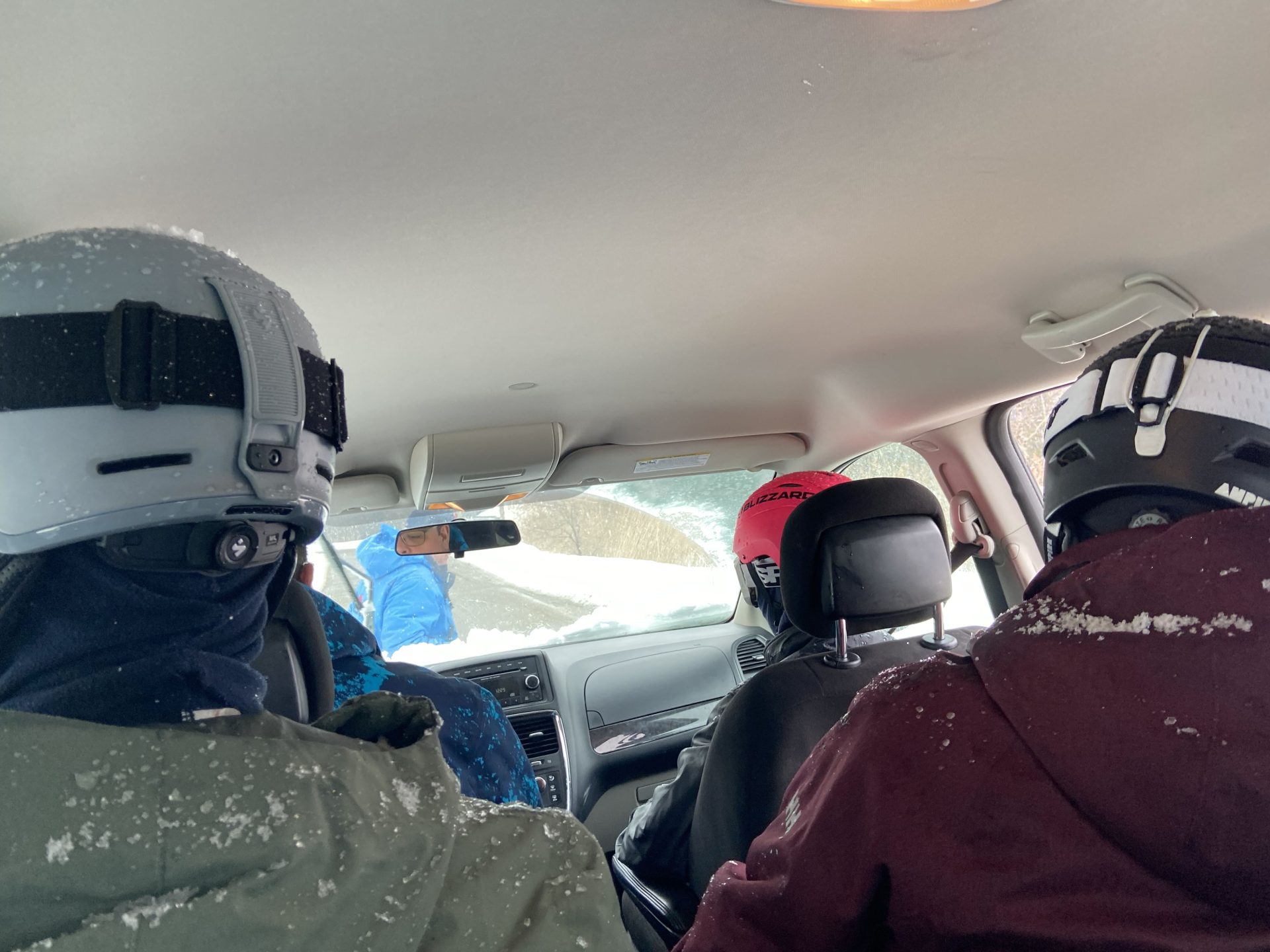 Owl's Head Minivan