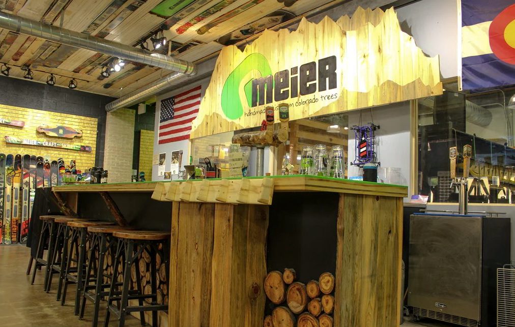 Meier Skis après bar