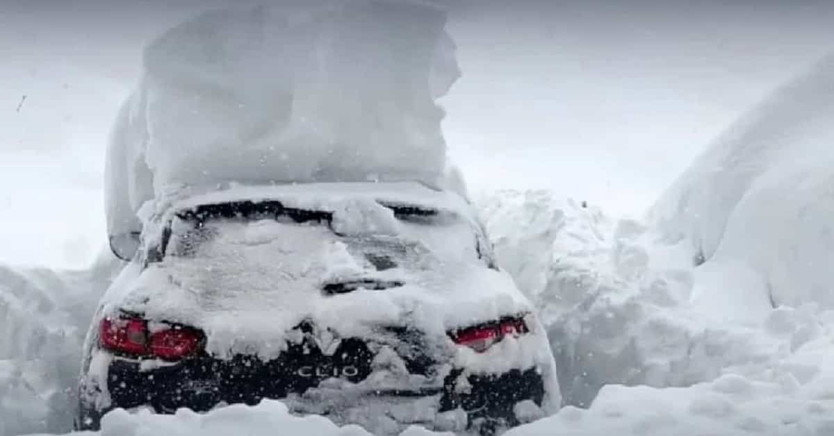 Record-breaking amounts of snow in Switzerland. | Image: Electroverse
