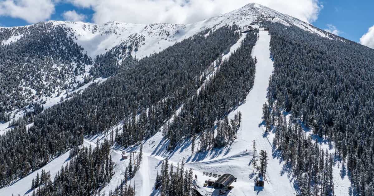 Mayuary?! Arizona Snowbowl on Thursday, May 8, following seven inches of fresh snow. The resort will now be open in June. | Photo: Arizona Snowbowl